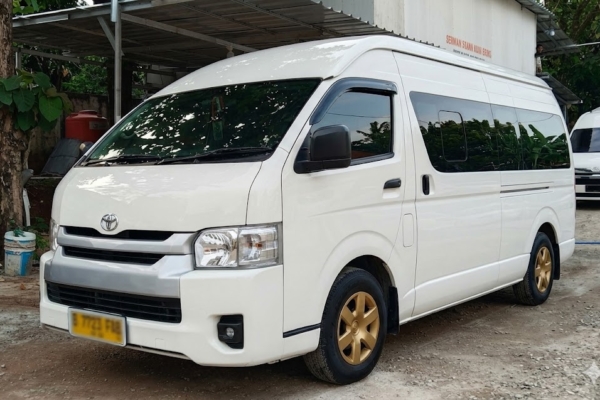 HIACE COMMUTER 14